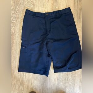 Greg Norman Collection Dark Blue Cargo Shorts size 32